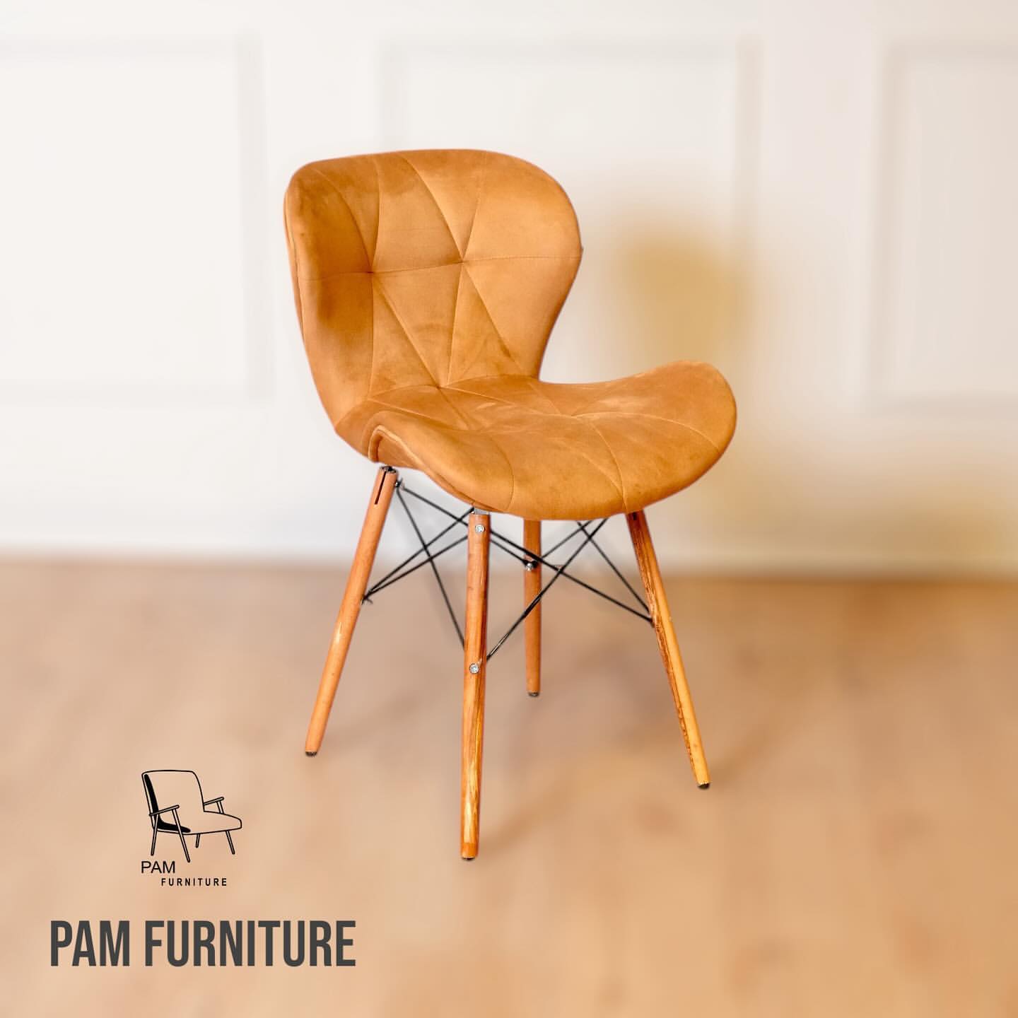 صندلی پایه چوبی آتیس